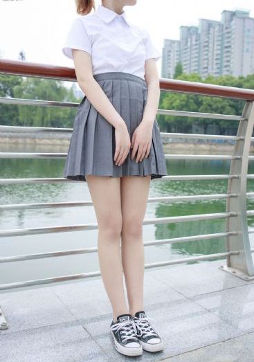 欧美贵妇v办公室高跟鞋_午夜在线观看完整版