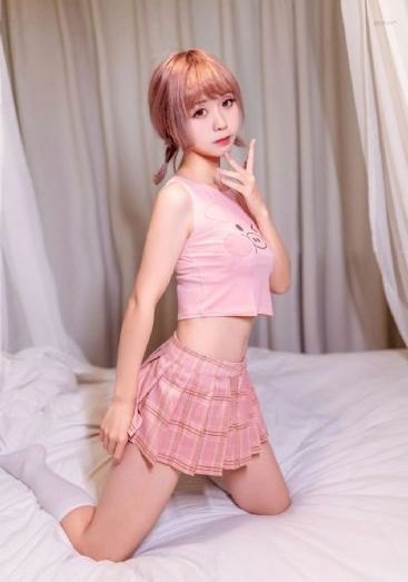 陌陌97超碰在线人人操_完整版高清下载